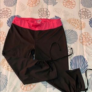 Tek gear yoga capris